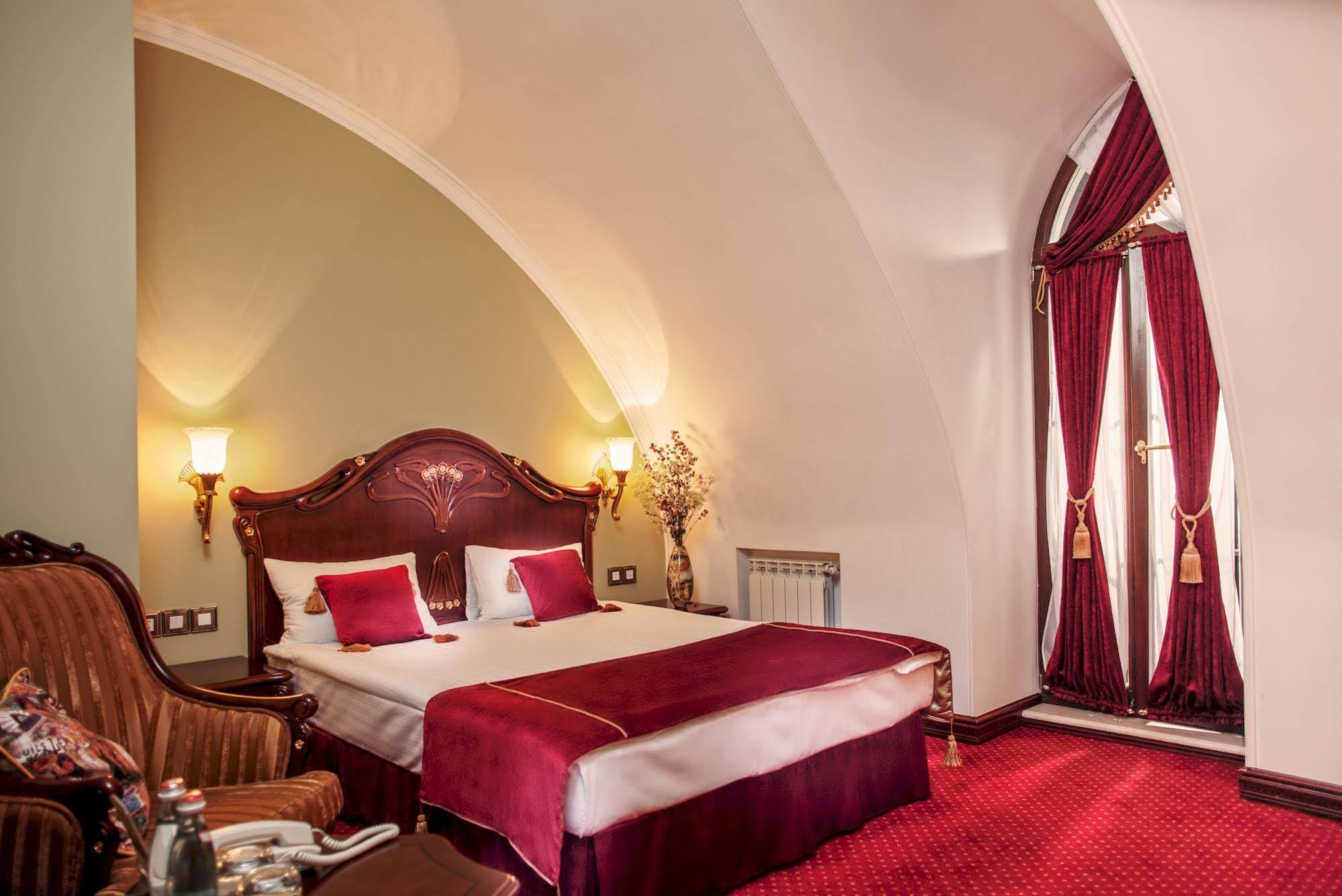 Staro Hotel